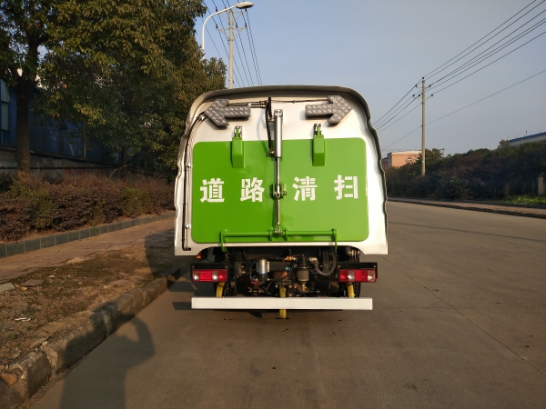 神绿SLV5030TSLE5型扫路车（微型）