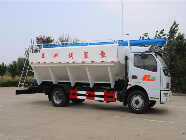 神绿SLV5111ZSLEQ5饲料车（多利卡12方）