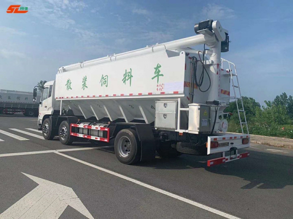 神绿5250ZSLDL5饲料车（天锦三轴30方）